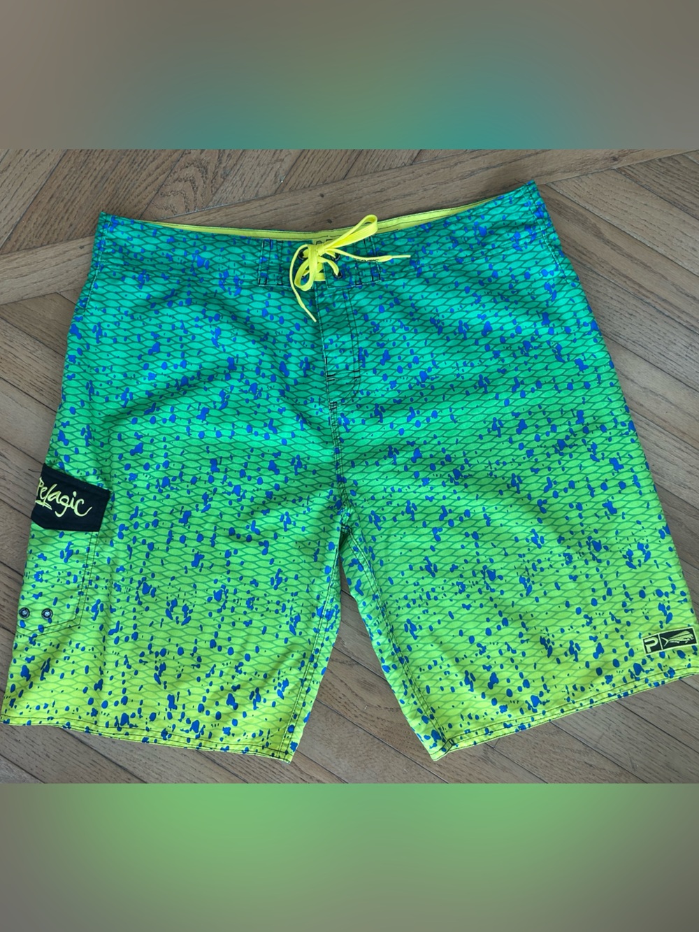 Men’s Pelagic Dorado board shorts 40 LKNU